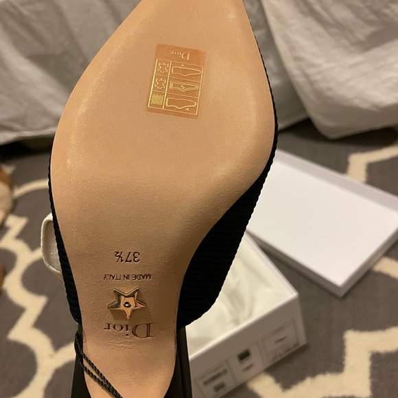 NOT FOR SALE - Picture 6 of 7